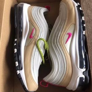 Nike air max 97 size 6.5 Women